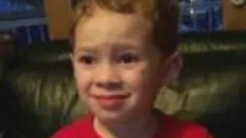 “首届学青会门票开售，票价公布及购票攻略同步发布！”